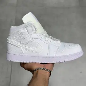 نایک جردن ۱ ساقدار تمام سفید | Nike Jordan 1 High Triple White