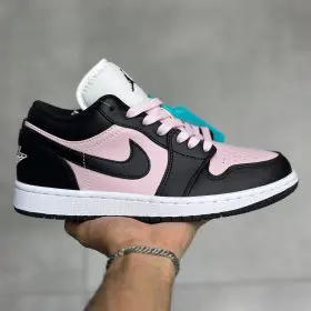 نایک جردن ۱ بدون ساق مشکی صورتی | Nike Jordan 1 Low Black Pink